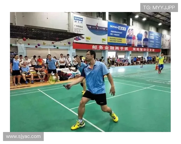 杭州羽毛球队中路突破战术解析与实战应用探讨